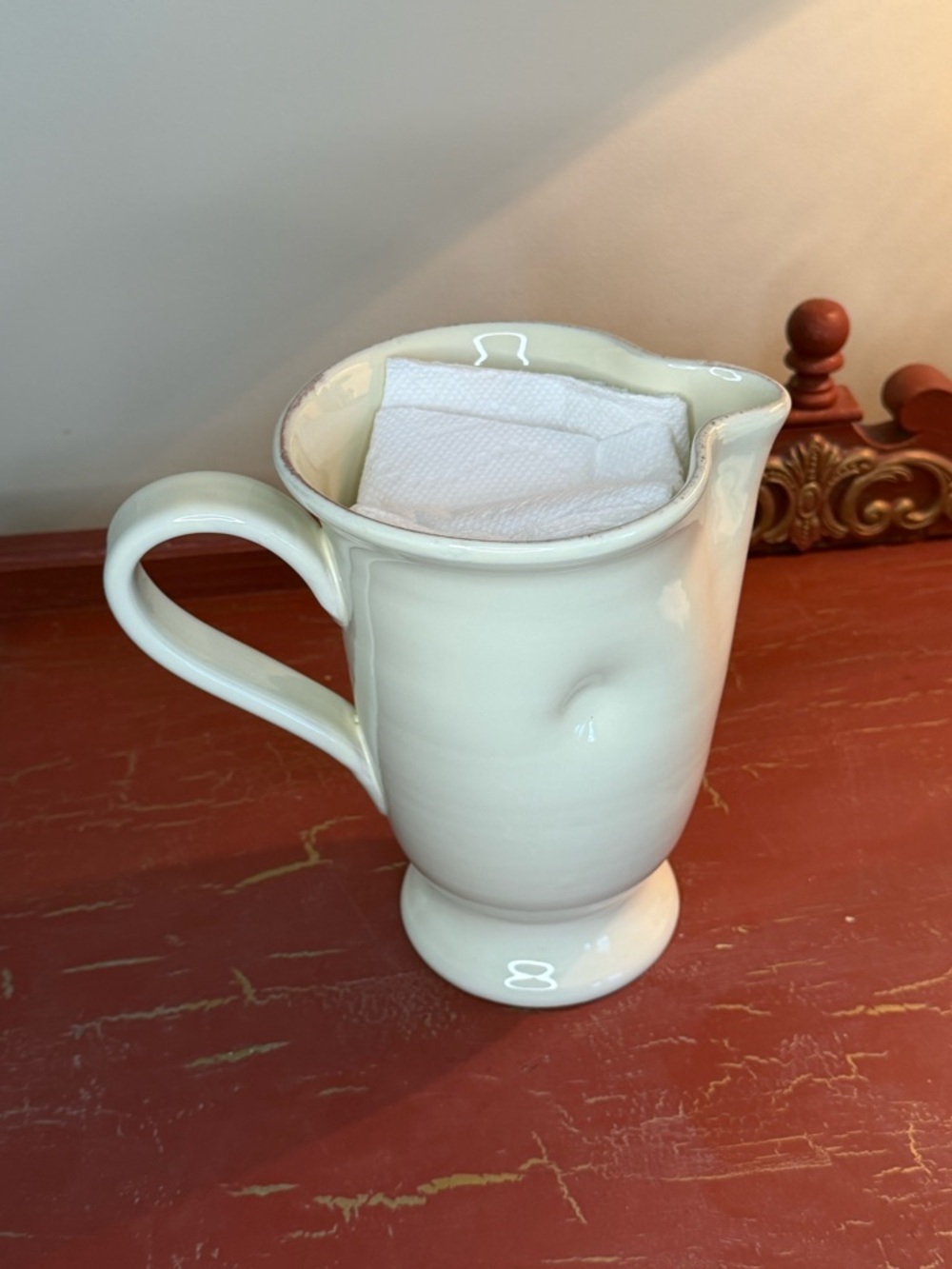 Vietri Lastra White Italian Stoneware Pitcher Pedestal Creamer NEW